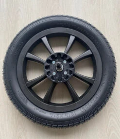 Chicco -Chicco roue arriere activ3 pieces detachees chicco 2